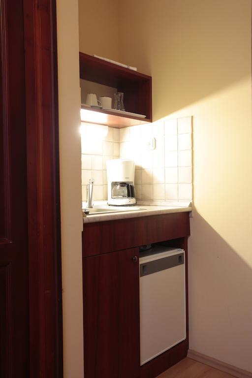 Part Cafe Residence Dunakeszi Phòng bức ảnh